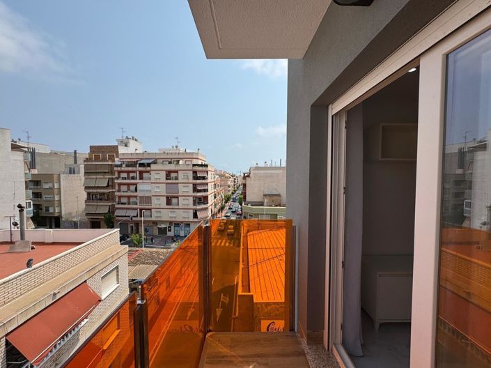 Image No.46-2 Bed Apartment for sale