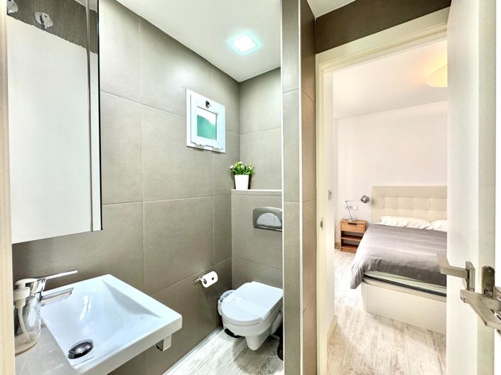 Image No.13-3 Bed Apartment for sale