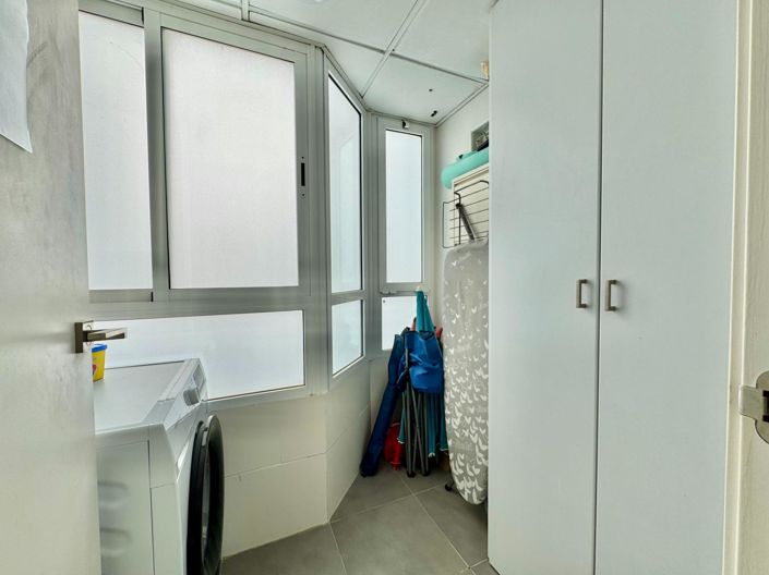 Image No.31-3 Bed Apartment for sale