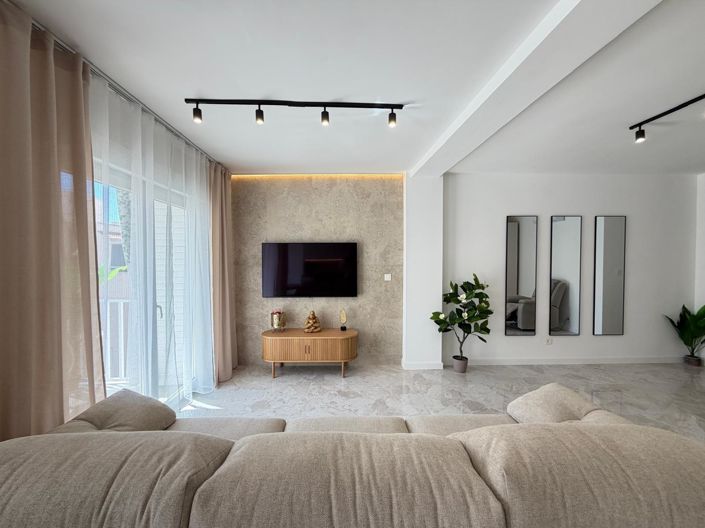 Image No.12-3 Bed Penthouse for sale