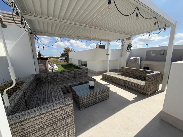 Image No.30-2 Bed Villa for sale