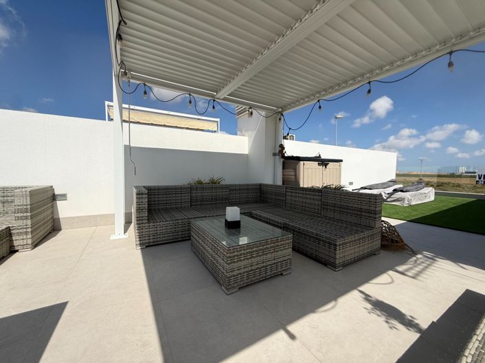 Image No.34-2 Bed Villa for sale