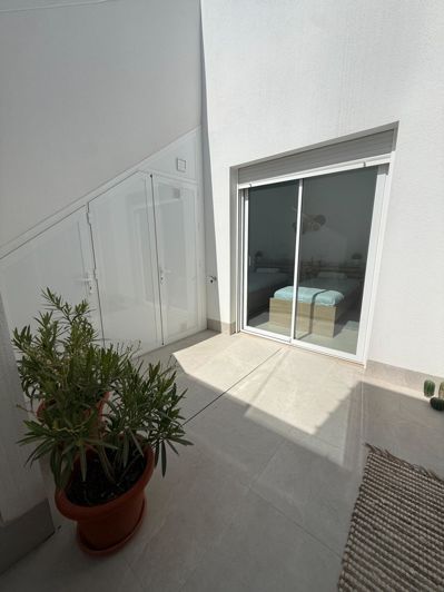 Image No.34-2 Bed Property for sale