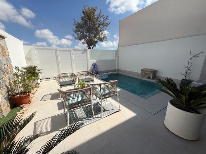 Image No.6-2 Bed Villa for sale