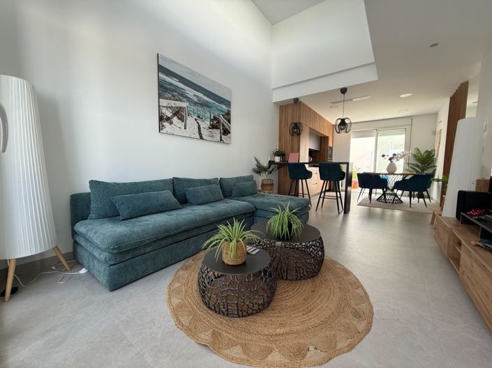 Image No.7-2 Bed Villa for sale