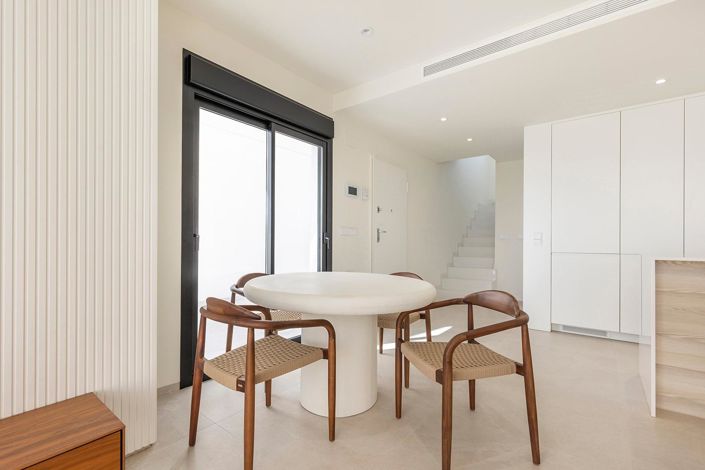 Image No.6-3 Bed Villa for sale