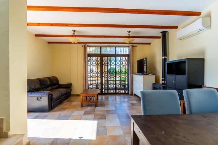 Image No.21-6 Bed Villa for sale