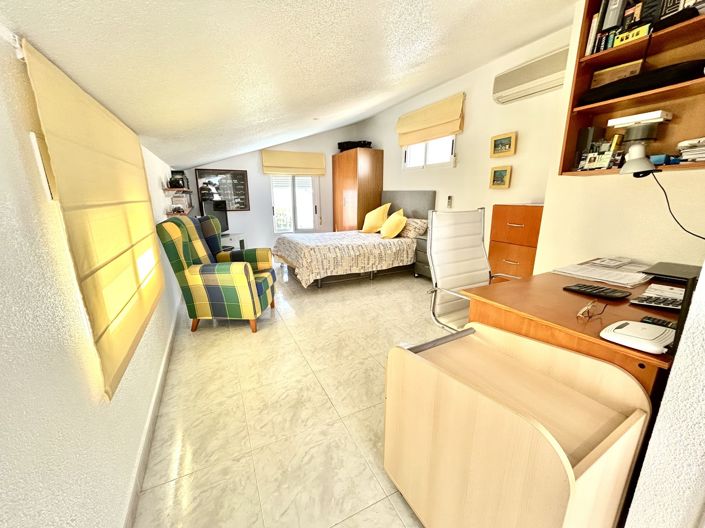 Image No.18-Villa de 4 chambres à vendre à Pinar de Campoverde