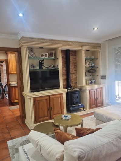 Image No.17-4 Bed Townhouse for sale