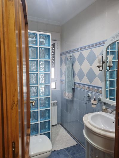 Image No.18-4 Bed Townhouse for sale