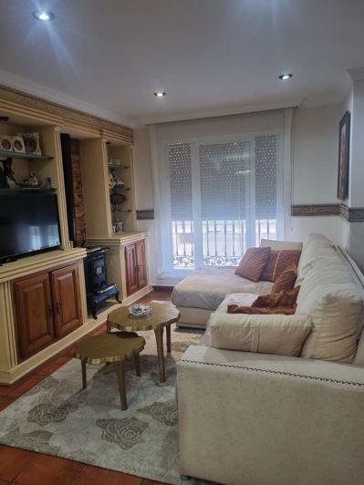 Image No.2-4 Bed Townhouse for sale