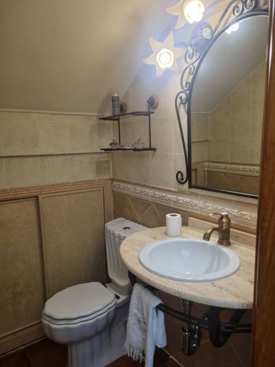 Image No.31-4 Bed Townhouse for sale