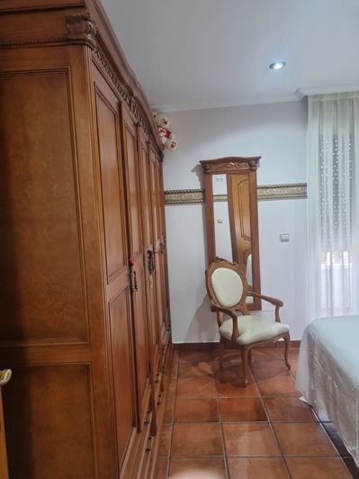 Image No.33-4 Bed Townhouse for sale