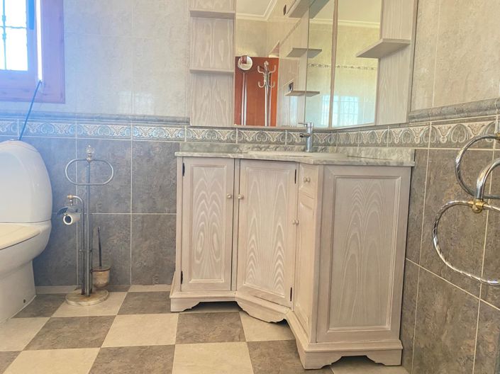 Image No.19-7 Bed Villa for sale