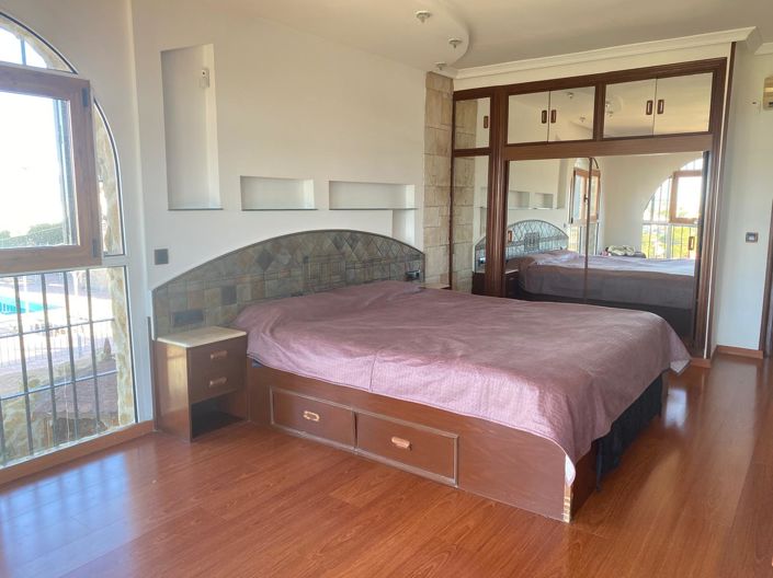 Image No.32-7 Bed Villa for sale