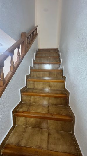 Image No.35-5 Bed Townhouse for sale