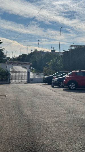 Image No.48-5 Bed Townhouse for sale