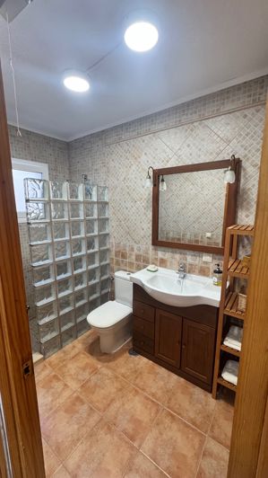 Image No.5-5 Bed Townhouse for sale