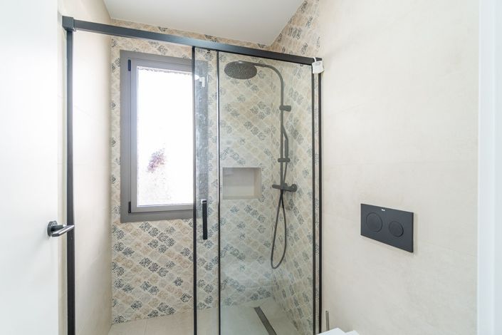 Image No.13-3 Bed Villa for sale