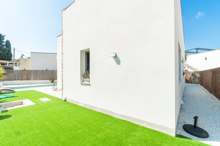 Image No.20-3 Bed Villa for sale