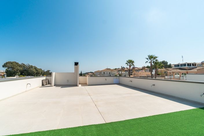 Image No.26-3 Bed House for sale