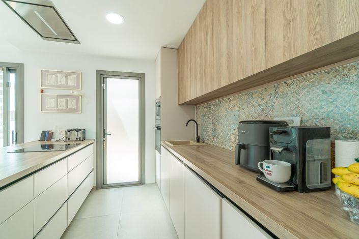 Image No.8-3 Bed Villa for sale