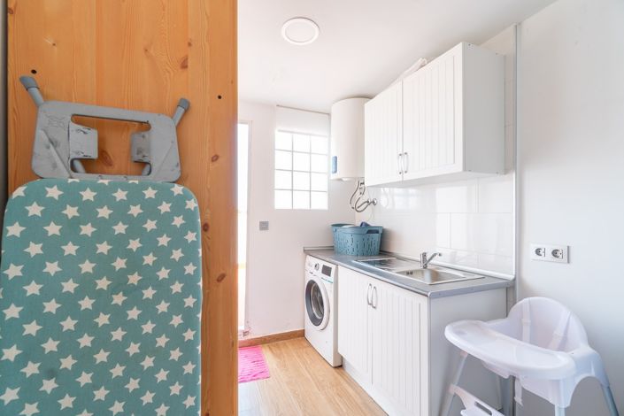 Image No.19-2 Bed Townhouse for sale