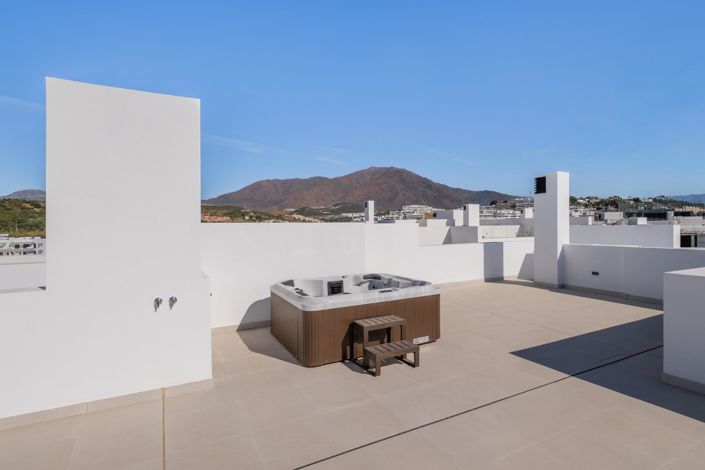Image No.5-3 Bed Penthouse for sale