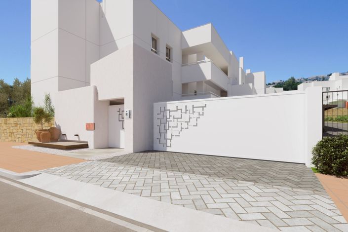 Image No.8-3 Bed Apartment for sale