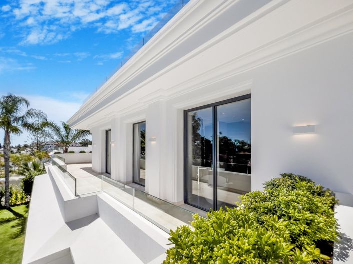Image No.32-6 Bed Bungalow for sale