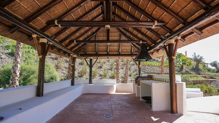 Image No.10-2 Bed Villa for sale