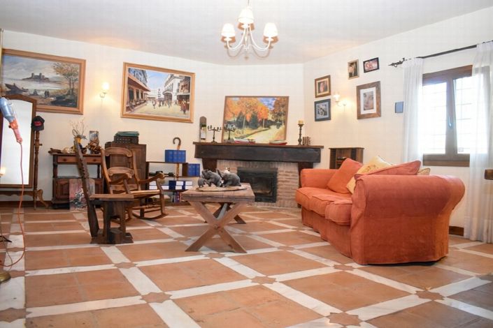 Image No.13-4 Bed Villa for sale