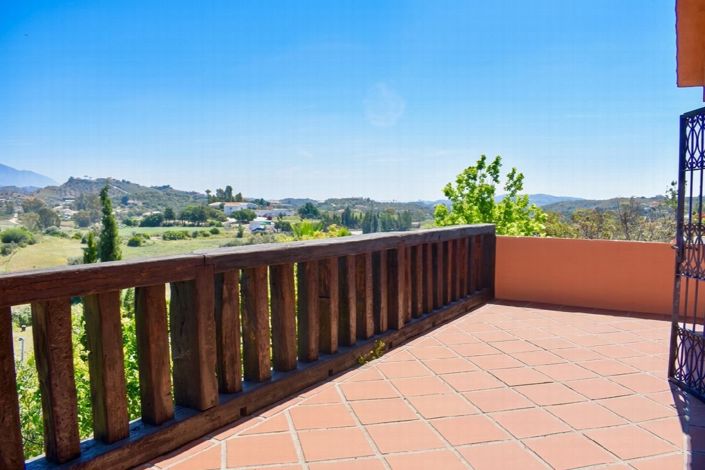 Image No.6-4 Bed Villa for sale
