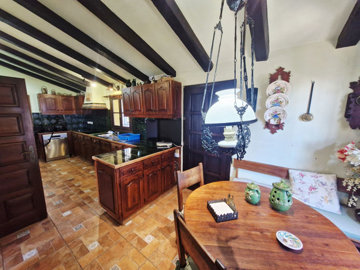 3-e898b2bb2a2fdfd06d2c39894dce8316