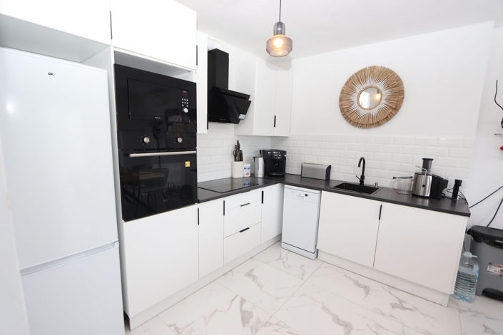 Image No.11-2 Bed Apartment for sale