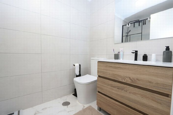 Image No.14-2 Bed Apartment for sale