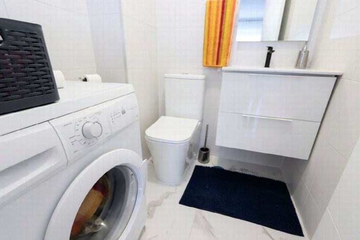 Image No.17-2 Bed Apartment for sale