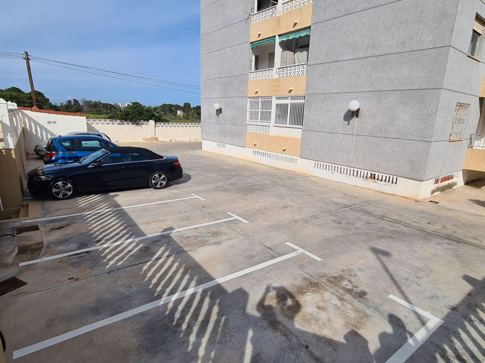 Image No.23-2 Bed Apartment for sale