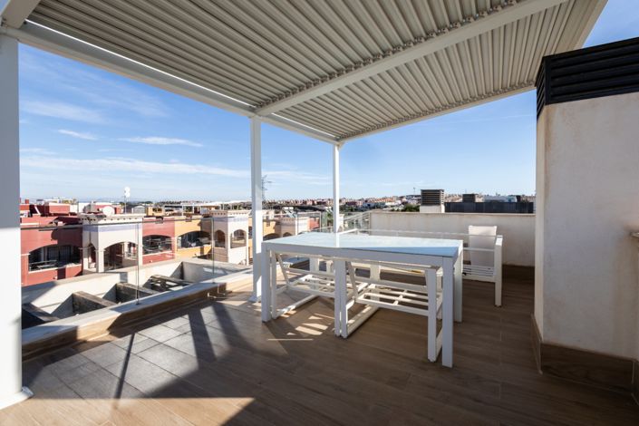 Image No.3-Villa de 4 chambres à vendre à Orihuela