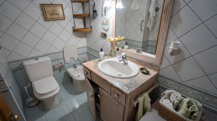 Image No.30-3 Bed Apartment for sale