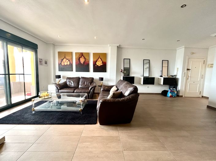 Image No.20-2 Bed Apartment for sale