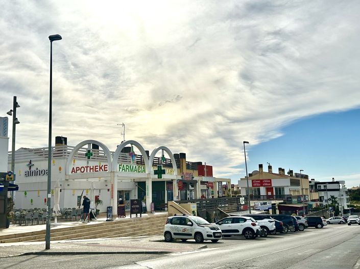 Image No.25-2 Bed Apartment for sale