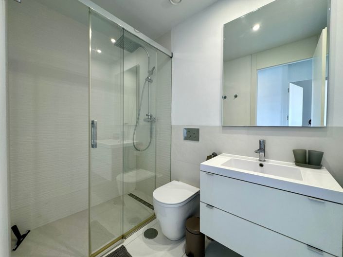 Image No.27-2 Bed Apartment for sale