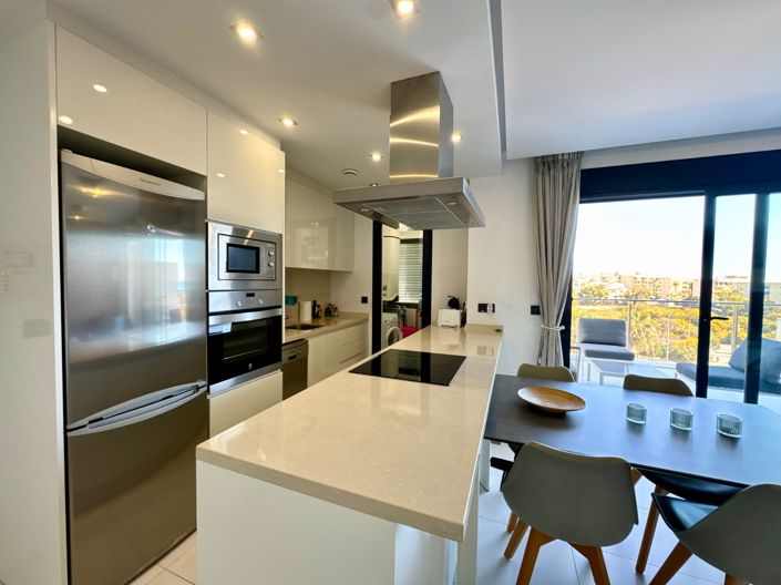 Image No.5-2 Bed Apartment for sale