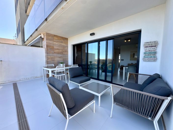 Image No.9-2 Bed Apartment for sale