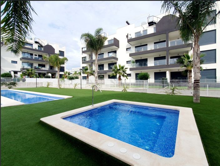 Image No.19-2 Bed House for sale