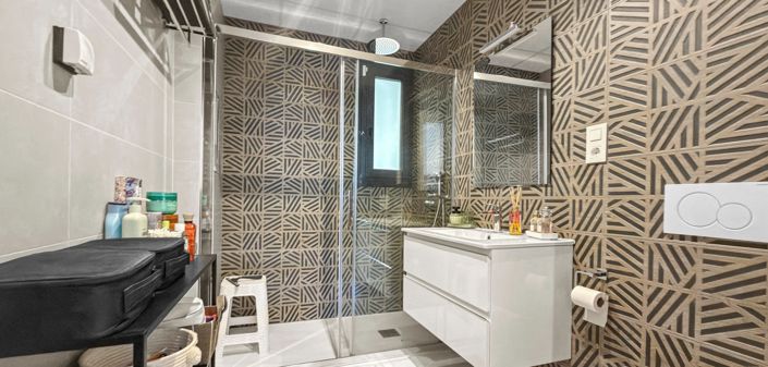 Image No.6-3 Bed House for sale