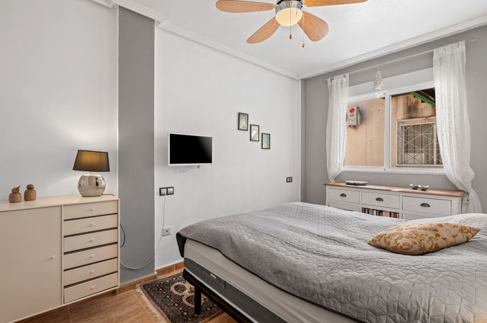 Image No.9-2 Bed Bungalow for sale