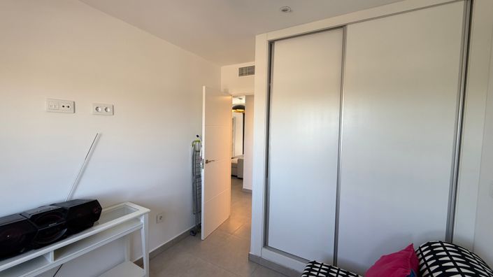 Image No.10-2 Bed Apartment for sale