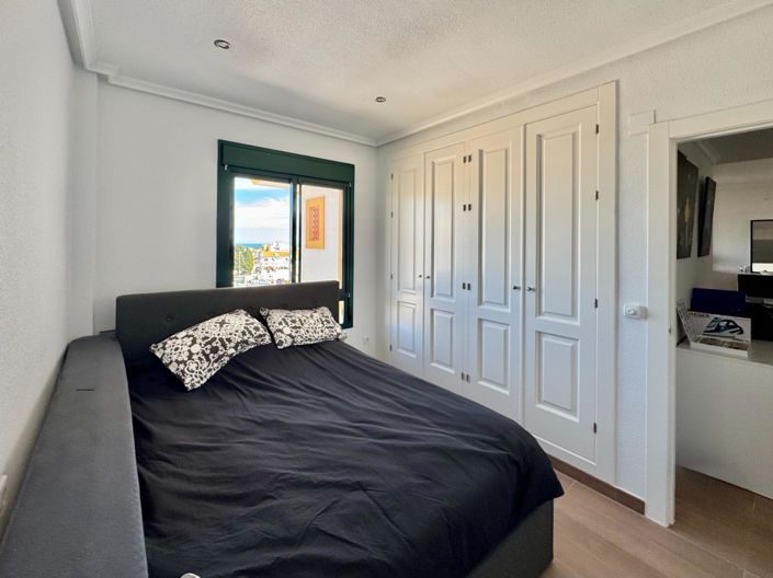 Image No.11-2 Bed Apartment for sale